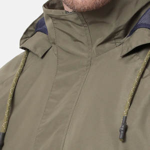 Chaqueta Impermeable Unisex de Lona Color Oliva |   Cremallera Impermeable para Capucha de Cortavientos |   Ropa de Trabajo de Alta Visibilidad |   Uso Industrial en Exteriores - Product Image 5