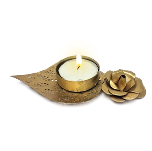 Bougeoir photophore en métal doré délicat pour centres de table à manger et dîner romantique - Product Image 5