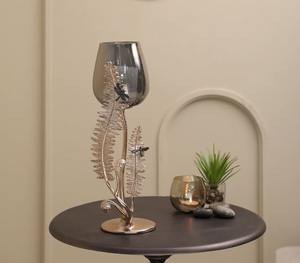 Elegant Golden Feather Style <b>Candle</b> Stand Perfect For Adding Stylish Cozy And Sophisticated Charm To Home Decor - Product Image 1