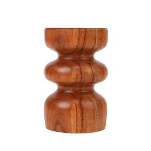 Porte-bougie en bois massif de luxe fabriqué par des artisans expérimentés mettant en valeur la beauté naturelle des grains, parfait pour les aménagements intérieurs design - Product Image 5