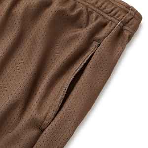 Shorts en maille pour homme de qualité supérieure, brun foncé, écologiques, 100% polyester, double couche, 7 pouces, respirants, séchage rapide - Product Image 3