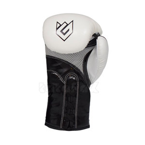 Libérez votre puissance avec nos gants de boxe haut de gamme en cuir conçus pour un maximum de confort et de durabilité Utilisation parfaite de l'entraînement - Product Image 5