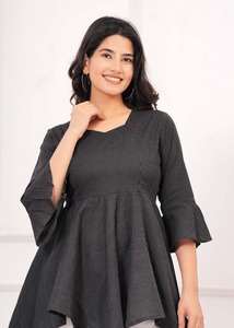 Kurti เสื้อตัวสั้นสไตล์ตะวันตกสำหรับเด็กผู้หญิงเสื้อตัวบนผ้าฝ้ายลายล่าสุดส่งออกคุณภาพในอินเดีย - Product Image 6