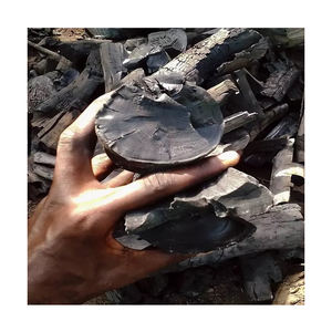 Carbón negro de madera dura de alta calidad para restaurantes Hookahs Suministro constante a bajo precio - Product Image 1