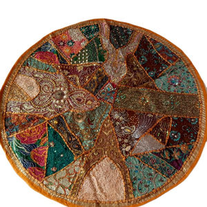 Nappe de table en coton indien traditionnel fait à la main brodée à la main avec de beaux motifs indiens pour la salle à manger - Product Image 1