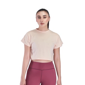 เสื้อครอปคอลูกเรือสำหรับผู้หญิงขนาดใหญ่พิเศษเสื้อเปล่าพิมพ์โลโก้ตามสั่งสีทึบดีไซน์ล่าสุด - Product Image 1