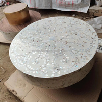 Console en incrustation d'os Belle table basse en incrustation d'os meubles de l'Inde poufs en nacre de luxe à vendre en vrac