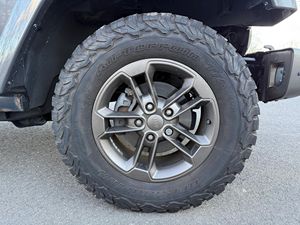 รถจี๊ปแรงเลอร์ อันลิมิเต็ด ซาฮาร่า 4x4 รุ่นฉลองครบรอบ 75 ปี ปี 2016 สภาพดีเยี่ยม ราคาสุดคุ้ม พร้อมส่ง - Product Image 5