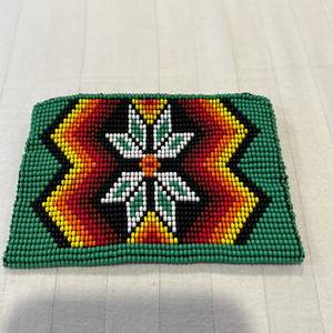 Porte-monnaie moderne en perles brodées, motif de perles de rocaille, magnifique broderie de perles de rocaille, petit porte-monnaie - Product Image 6