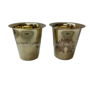 Verre à eau en acier inoxydable plaqué or de qualité supérieure, design luxueux pour la décoration de la maison en gros et les articles de boisson les plus vendus - Product Image 1