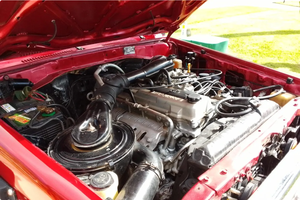 LISTO PARA CONDUCIR - USADO, VOLANTE A LA IZQUIERDA |   CONDUCCIÓN DERECHA |   TOYOTA LAND CRUISER FZJ73 1995, 5 velocidades - Product Image 5