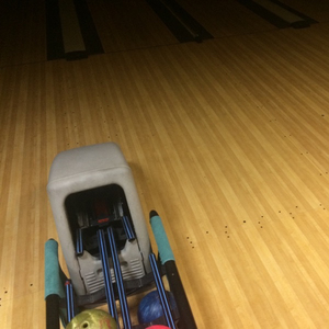 Vente flash : Machine à bowling d'occasion Qubica AMF 90XLi, pistes de pointage, sacs de bowling synthétiques en plastique, état impeccable, certifiée USBC, garantie 3 mois - Product Image 5