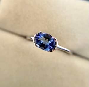 Lunette élégante Bague solitaire tanzanite Plaqué or 14 carats Fiançailles minimalistes Pierre de naissance de décembre Bijoux fins - Product Image 3