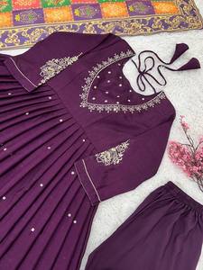 Dernier Designer Chinon Soie Broderie Séquence Travail Anarkali Robe - Product Image 5