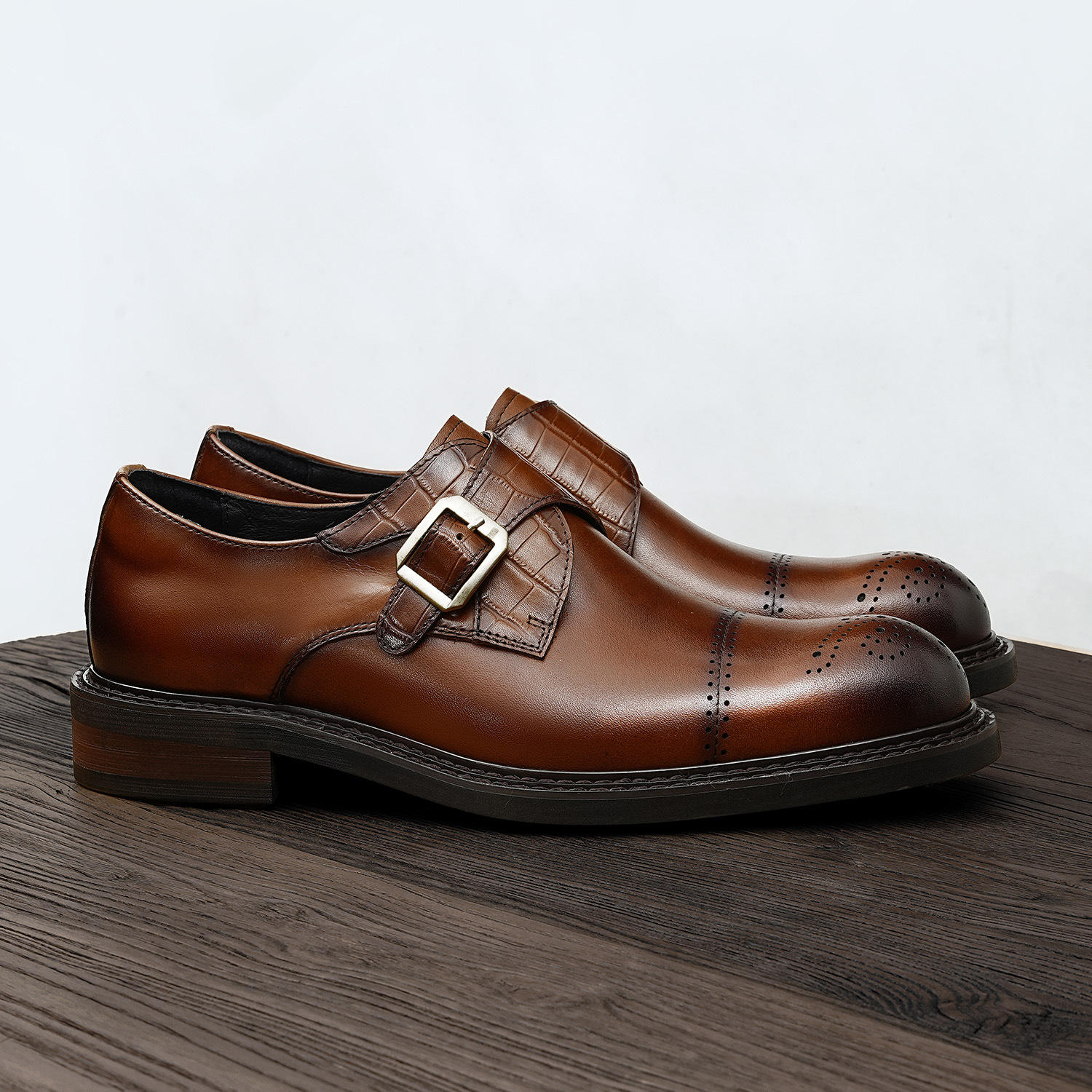 สีน้ำตาล