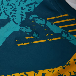 ชุดฟุตบอลทีมแบบขายส่ง ปรับแต่งได้ เสื้อกีฬา เสื้อฟุตบอล โพลีเอสเตอร์ 100% พิมพ์ลายดิจิทัล ระบายอากาศได้ดี - Product Image 3