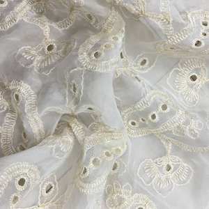 Tissus fantaisie de broderie pure avec broderie de fleurs au travail kurta sherwani & dresses - Product Image 1