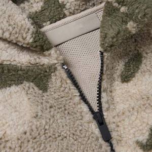 Chaqueta con cremallera de cara completa con estampado de logotipo personalizado, jerséis, sudaderas con capucha de chándal cómodas y transpirables de lana lisa de peso pesado para hombre - Product Image 3