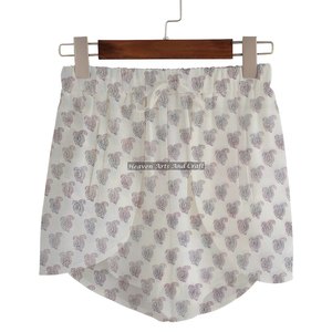 Shorts mini en coton 100% imprimé floral multicolore fait main, taille élastique décontractée, coupe naturelle, toutes tailles, idéal pour les vacances - Product Image 3