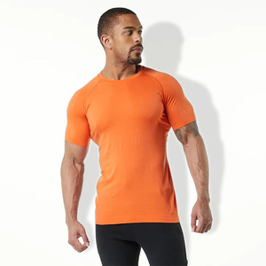 Camiseta deportiva transpirable de sublimación personalizada, camiseta ajustada comprimida de poliéster de LICRA de secado rápido para gimnasio y fitness para hombre - Product Image 6