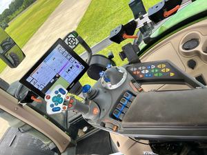 NOUVEAU Tracteur à roues Fendt 1050 Gen2 2021, 80 CV, 4 roues motrices, transmission par engrenages avec pompe et boîte de vitesses - Product Image 3