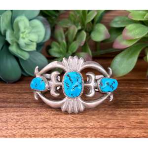 Vintage Navajo Handmade Sleeping Beauty Turquoise & Sterling <b>Silver</b> Fashion <b>Cuff</b> <b>Bracelet</b> - Product Image 1