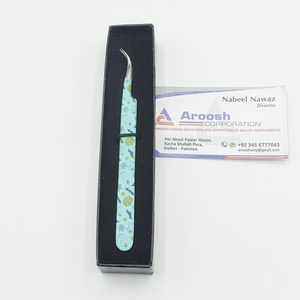 Pince à épiler en papier de type courbe en J vente en gros pince à épiler d'extension de cils en acier inoxydable de haute qualité Logos personnalisés durables - Product Image 3