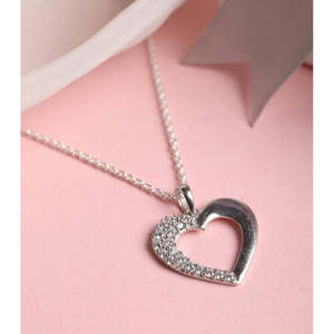 Collar con Colgante de Corazón CLARA Brisa, Plata de Ley 925 con Rodio, con Circonita, Diamante y Perla, Estilo Vintage, Moderno, para Compromiso - Product Image 2