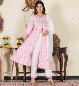 Conjunto de Kurta de Algodón con Bordado Floral Rosa para Mujer, con Cuello Redondo y Mangas 3/4, Combinado con Pantalón y Dupatta a Juego - Product Image 3