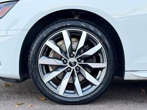 Audi A4 quattro Premium 40 TFSI AWD 2024 Usado, Color Blanco Brillante, con Techo Corredizo, Arranque Remoto, Asientos de Cuero, Rines de Aleación y Navegación - Product Image 6