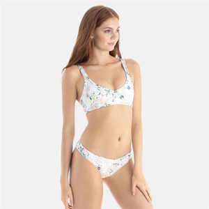 Traje de baño de moda para mujer Conjunto de Bikini personalizado de dos piezas Parte inferior de corte alto con logotipo frontal de impresión de transferencia de calor Secado rápido - Product Image 3