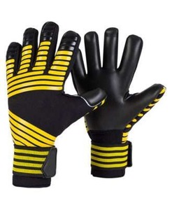 High Quality Wholesale Goalkeeping Gloves Strong Grip Goalkeeper Gloves Professional Football Goalie Soccer Gloves Goalkeeper - Product Image 2