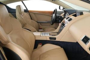 ASTON MARTIN DB9 COUPÉ USADO, 2005, Volante a la Izquierda/Derecha - Product Image 3