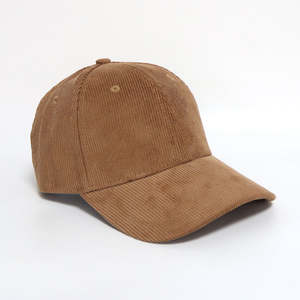 Sombrero de gamuza personalizado clásico, gorra de béisbol estructurada ajustable unisex, diseño liso de cuero de gamuza genuina, ropa de moda de alta calidad - Product Image 4