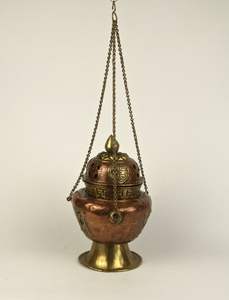 Brûleur d'encens en métal suspendu vintage, parfait pour la maison, le jardin, les temples, la méditation et la décoration spirituelle, fabriqué à la main en Inde - Product Image 3