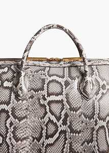 Bolsos Tote de Cuero Genuino Tejidos a Mano en Color Personalizado para Mujer, Calidad Premium, 100% Cuero, Cierre de Cremallera Resistente al Agua - Product Image 3