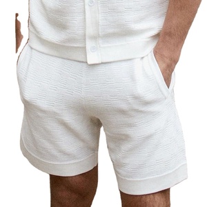 Shorts décontractés en maille unie pour homme, coupe décontractée, avec poches latérales, style plage, collection été 2026, design personnalisé, pour tenue décontractée - Product Image 1