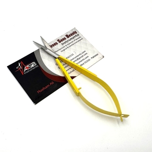 Pinces à épiler professionnelles jaunes avec logo personnalisé, en acier durable, pointes inclinées et pointues, légères, durables et écologiques - Product Image 6