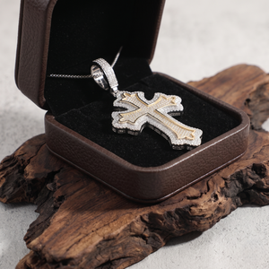 Iced Out <b>Cross</b> Pendant Two Tone Hip Hop Jewelry Moissanite Diamond <b>Cross</b> Necklace Wholesale Custom Manufacturer - Product Image 4