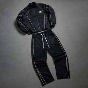 Latest Style Wholesale Breathable Windbreaker Tracksuits Best Selling Cheap Price Windbreaker Tracksuits - Product Image 2