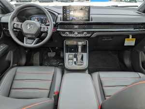 Oferta de Valor Insuperable: Honda CR-V Híbrido Turbo Sport Touring AWD SUV 2026 con Asientos de Cuero Oscuros y Volante a la Izquierda - Product Image 2