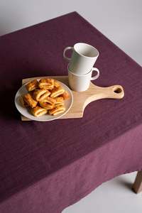 Nappe en lin faite à la main de qualité supérieure, décoration d'intérieur de couleur unie, design intemporel pour toutes les occasions - Product Image 5