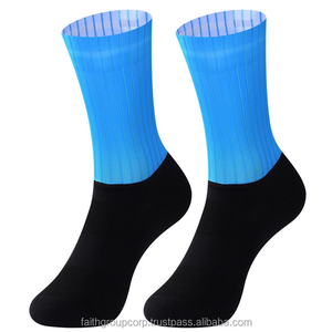 Chaussettes de vélo de route d'extérieur, chaussettes de compression pour vélo de course, chaussettes de sport, chaussettes de vélo d'équipe, chaussettes de cyclisme aérodynamiques sans couture antidérapantes - Product Image 1