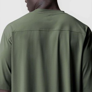 เสื้อยืดโอเวอร์ไซส์สำหรับผู้ชายทรงหลวมดีไซน์มินิมอลเหมาะสำหรับชุดลำลอง - Product Image 5