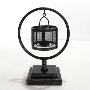 Bougeoir en aluminium, métal et verre de forme ronde, plaqué argent, style fantaisie, éclairage décoratif de luxe fait à la main. - Product Image 5