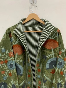 เสื้อโค้ทผู้หญิงลายดอกไม้โบฮีเมียนแบบมีกระดุมและซับในทำมือเสื้อคลุมฤดูหนาว - Product Image 3