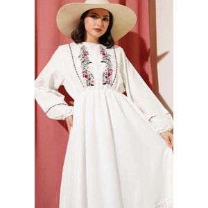 Vestido blanco con bordado floral frontal con cintura elástica, talla XS informal personalizada hasta la rodilla con aberturas y decoración ahuecada - Product Image 4