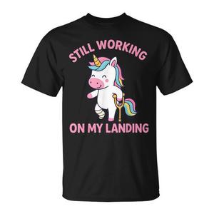 Camiseta de unicornio adorable para soporte de lesiones en la pierna y recuperación de fracturas - Camiseta promocional cómoda - Product Image 1