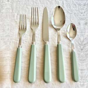 Juego único de cubiertos de acero inoxidable de estilo americano de 5 piezas con asas ecológicas doradas hechas a mano - Product Image 2