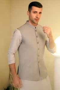 เสื้อกั๊กขนสัตว์ผู้ชายสไตล์ดั้งเดิมแบบปากีสถาน ขายดี คุณภาพสูง เหมาะสำหรับงานแต่งงาน - Product Image 4